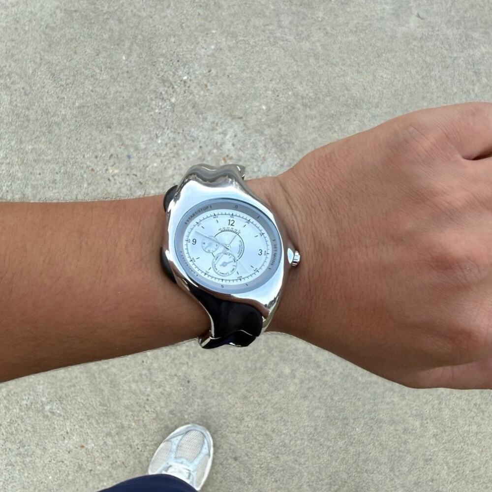 Vintage Y2K Style Watch Silver/Chrome v White release